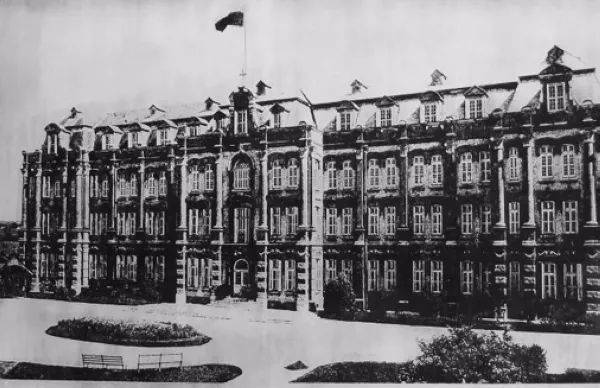 1850年創辦的徐匯公學