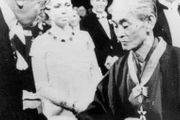 川端康成：日本第一位諾貝爾文學獎獲得者