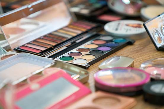 疫情衝擊 法國化妝品銷量大減