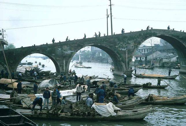 浙江，塘棲鎮，1982年
