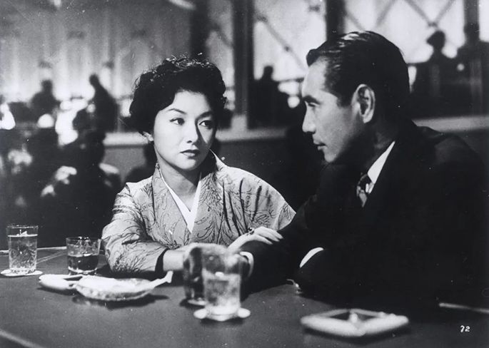 成瀨巳喜男《女人步上樓梯時》劇照（1960）