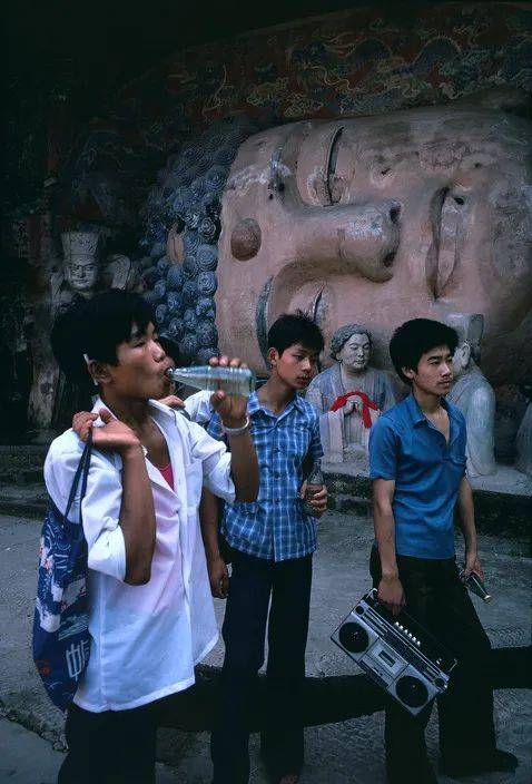 重慶，1983年