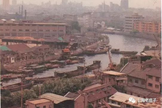 20世紀80年代恆豐路橋附近的蘇州河景象
