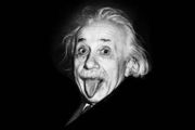 愛因斯坦：相對論，光電效應